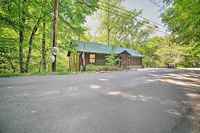 Crystal River Cabin w/ Scenic View & Fire Pit