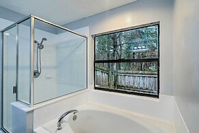 Charming Palm Bay Retreat w/ Spacious Yard!