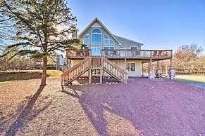 Near Hiking: Lakefront Albrightsville Home w/ Deck