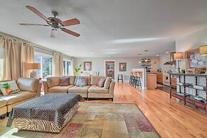 Scenic Pet-friendly House w/ Private Hot Tub!