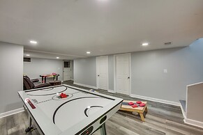 1 Mi to Hersheypark: Family Home w/ Game Room!