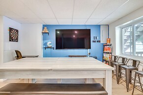 < 7 Mi to Slopes: Inviting Pocono Mtn Retreat!