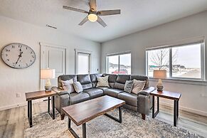Nampa Townhome ~ 18 Mi to Downtown Boise!