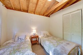 Rustic Retreat Across From Lake; Family Friendly!