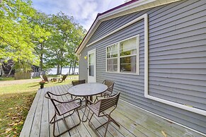 Rustic Retreat Across From Lake; Family Friendly!