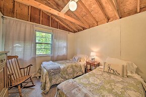 Rustic Retreat Across From Lake; Family Friendly!