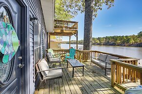 Lakefront Home w/ Swim Dock in Hot Springs
