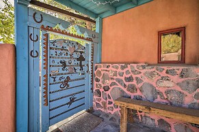 Quirky Santa Cruz Studio w/ Shared Courtyard!