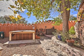 Quirky Santa Cruz Studio w/ Shared Courtyard!