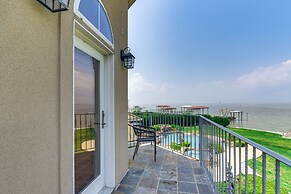Private Dock + Pier: Luxe Villa on Galveston Bay!