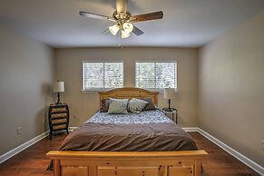 Baton Rouge Townhome w/ Pool Access - 7 Mi to Lsu!