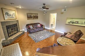 Baton Rouge Townhome w/ Pool Access - 7 Mi to Lsu!