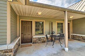 Cozy Cottage < 1 Mile From Kindred Barn!