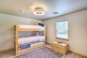 Cozy Cottage < 1 Mile From Kindred Barn!