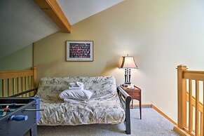 Killington Condo w/ Spa ~ 3 Miles to Ski Resort!