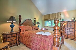 Killington Condo w/ Spa ~ 3 Miles to Ski Resort!