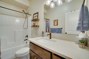 Lovely Mccall Retreat < 2 Mi to Payette Lake!