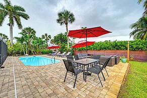 4 Mi to Beach: Pet-friendly Home in Naples!