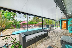 4 Mi to Beach: Pet-friendly Home in Naples!