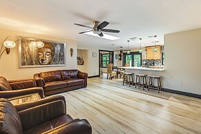 4 Mi to Beach: Pet-friendly Home in Naples!