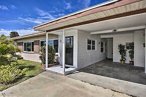Sunny Cocoa Beach Home: Walk to Sea + Attractions!
