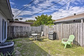 Sunny Cocoa Beach Home: Walk to Sea + Attractions!