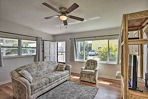 Sunny Cocoa Beach Home: Walk to Sea + Attractions!