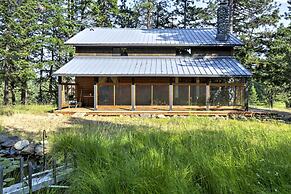 Ashland Cabin on 170 Acres w/ Mtn Views & Sauna!