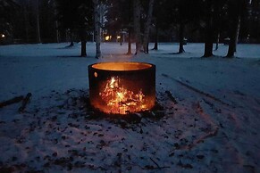 Peaceful Nature Escape w/ Deck in North Pole!