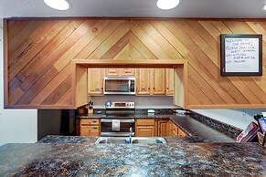 Peaceful Nature Escape w/ Deck in North Pole!