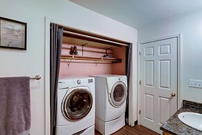 Peaceful Nature Escape w/ Deck in North Pole!