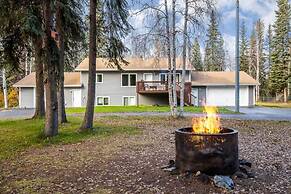 Peaceful Nature Escape w/ Deck in North Pole!