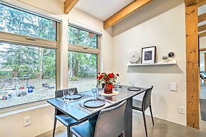 Gold Bar Cabin on Skykomish River: Heated Swim Spa