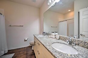 Charming Kissimmee Villa ~ 7 Mi to Disney!