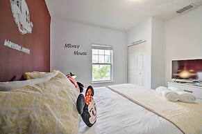 Resort Villa w/ Pool Access ~ 7 Mi to Disney!