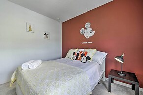 Resort Villa w/ Pool Access ~ 7 Mi to Disney!
