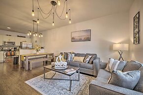 Resort Villa w/ Pool Access ~ 7 Mi to Disney!