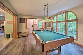 Tranquil Cabin Getaway Near Red Cedar Lake!