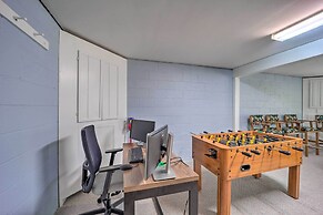 Deep Gap Cottage w/ Fire Pits - Hike & Ski!