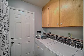 Deep Gap Cottage w/ Fire Pits - Hike & Ski!