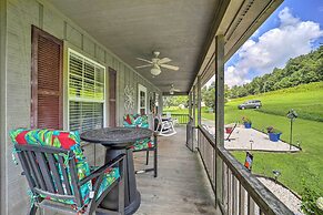 Deep Gap Cottage w/ Fire Pits - Hike & Ski!