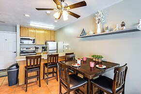 Garden City Condo w/ Pool Access by Bear Lake!