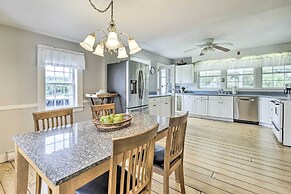 Charming Farmhouse w/ Pool & Fishing Pond!