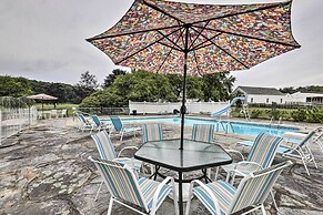 Charming Farmhouse w/ Pool & Fishing Pond!