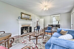 Charming Farmhouse w/ Pool & Fishing Pond!