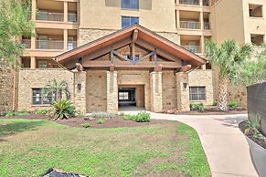 Lake LBJ Condo w/ Balcony & Shared Boat Docks