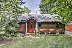 Waterfront Cottage w/ Dock on Papoose Lake!