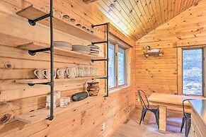 Waterfront Cottage w/ Dock on Papoose Lake!