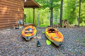 Waterfront Cottage w/ Dock on Papoose Lake!