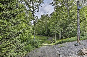 Waterfront Cottage w/ Dock on Papoose Lake!